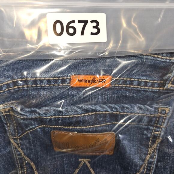 Wrangler Mens FR Boot Cut Medium Dark Wash Flame Resistant Jeans 32x32 - Picture 12 of 12